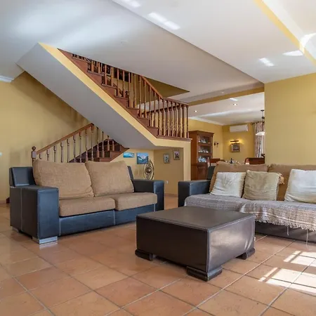 Royal Amores Villa Canico (Madeira)